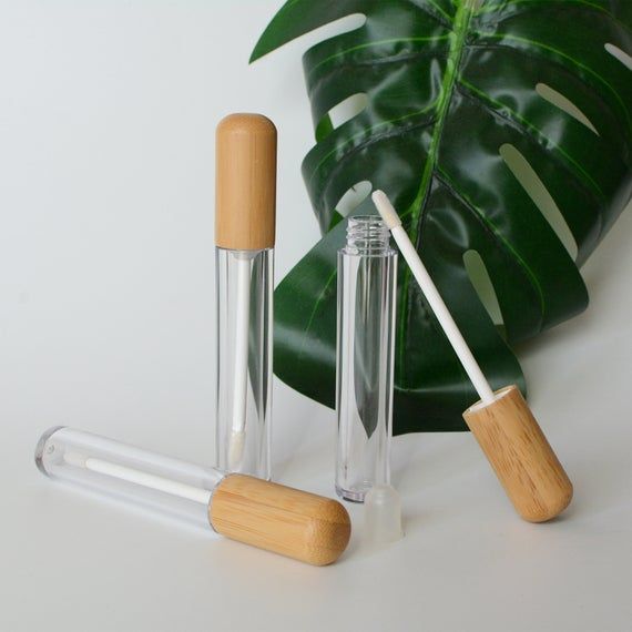 How bamboo lip gloss components are revolutionizing sustainable packaging in the cosmetics industry