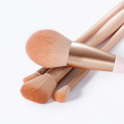 Understanding the Different Types of Blusher Makeup Brush and How to Choose the Right One for Your Skin Type