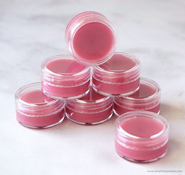 Detailed Overview of Materials and Design Choices for Lip Scrub Containers and Their Effects on Product Efficacy