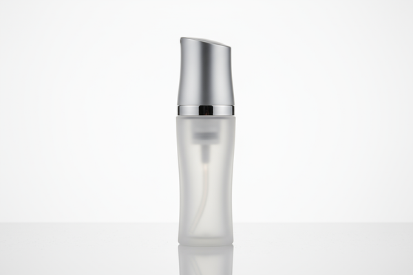 What are the advantages of using an air-tight beauty airless pump bottle for skincare packaging?