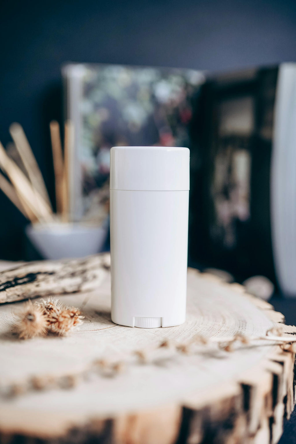 How do deodorant bottles work? – APG Packaging